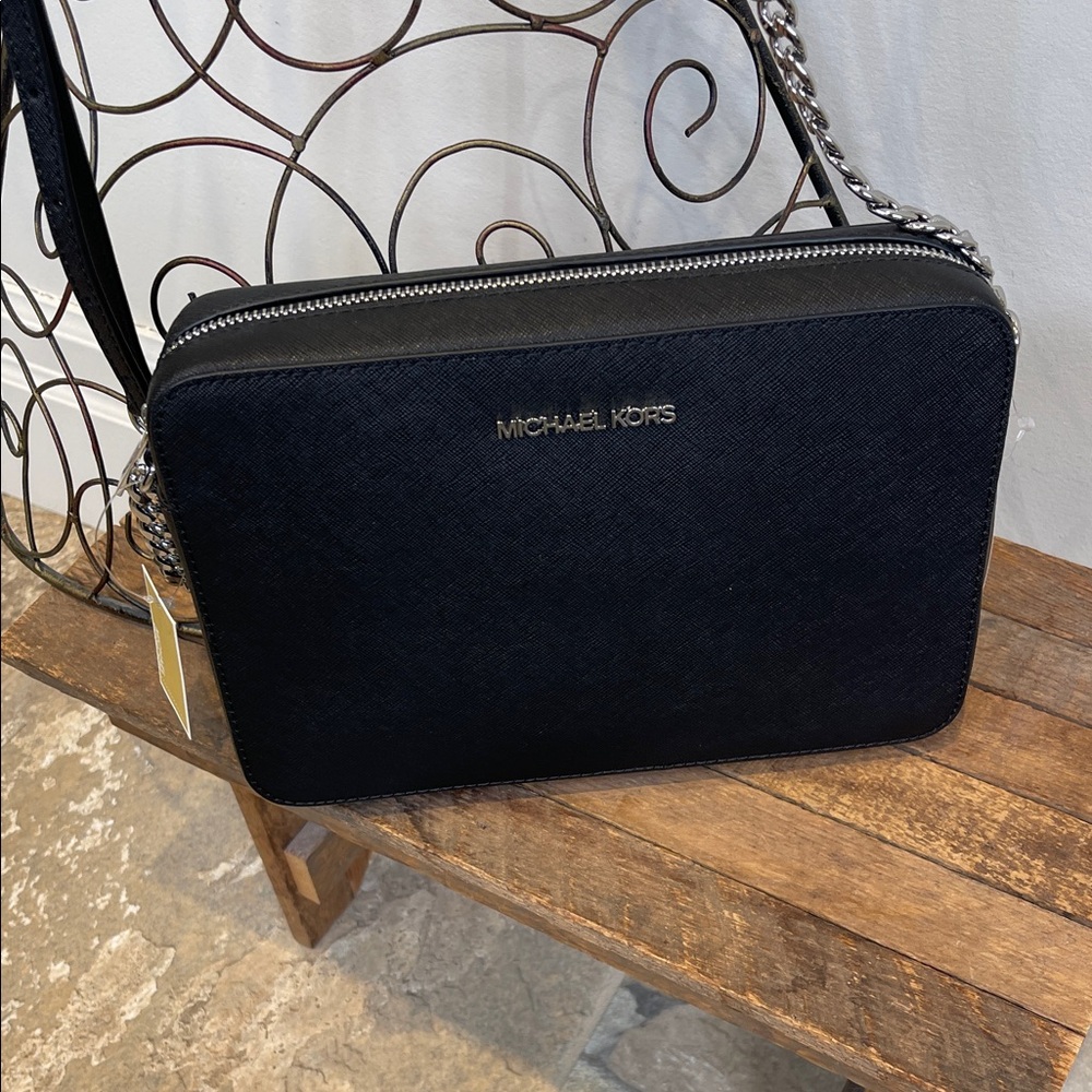 🆕 Michael Kors Large Jet Set Purse